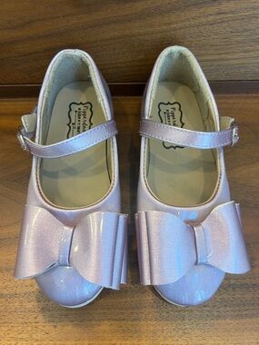 Pipperdoodles violet bow Mary Jane’s